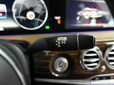 Mercedes-Benz S-Class 2019, 80185 км, за 44002.87 USD - фото 9
