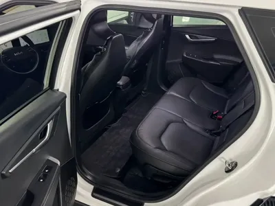 Kia EV6 2023, 305087 км, за 13586.42 USD - фото 15