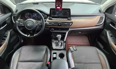 Kia Seltos 2020, 45839 км, за 10457.78 USD - фото 7