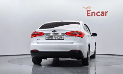 Kia K3 2014, 82186 км, за 4547.23 USD