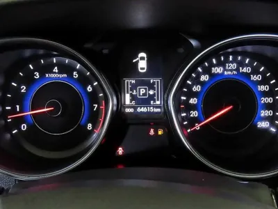 Hyundai Avante 2015, 64596 км, за 4791.91 USD - фото 9