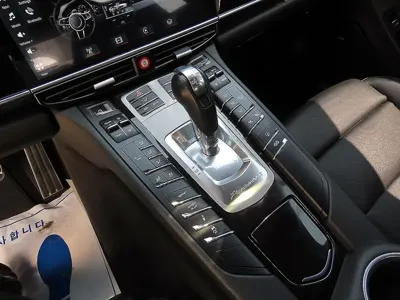 Porsche Panamera 2016, 100596 км, за 17728.58 USD - фото 9
