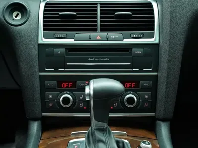 Audi Q7 2012, 80000 км, за 23248.52 USD - фото 28
