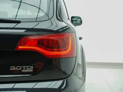 Audi Q7 2012, 80000 км, за 23248.52 USD - фото 36