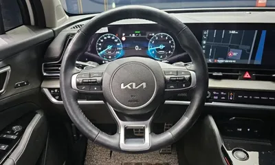Kia Sportage 2023, 42884 км, за 19534.34 USD - фото 13