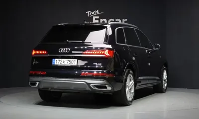 Audi Q7 2021, 75228 км, за 30954.74 USD