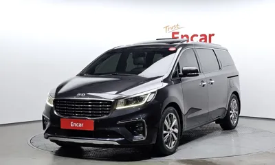 Kia Canival · 2019 год