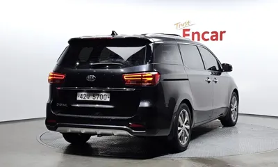 Kia Canival 2019, 82733 км, за 12546.31 USD - фото 2