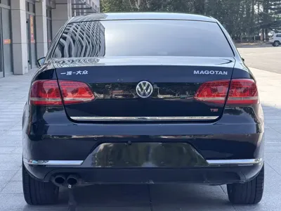 Volkswagen Magotan 2012, 149000 км, за 3954.58 USD