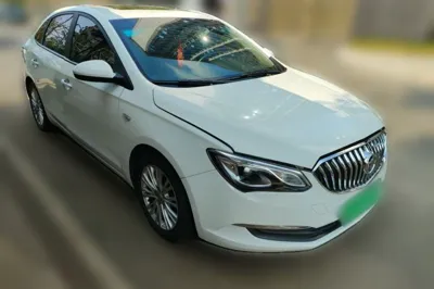 Buick GT 2016, 112500 км, за 4389 USD