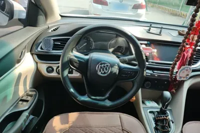 Buick GT 2016, 112500 км, за 4389 USD - фото 10