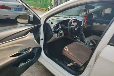 Buick GT 2016, 112500 км, за 4389 USD - фото 16