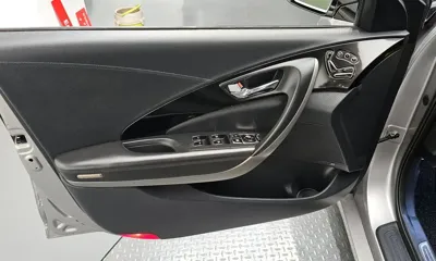 Hyundai Grandeur 2012, 176437 км, за 3841.89 USD - фото 24