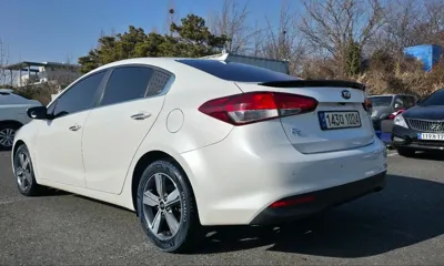 Kia K3 2018, 137427 км, за 5500.56 USD - фото 11