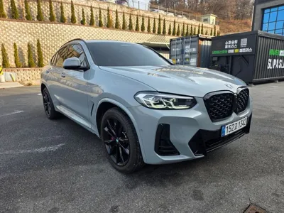 BMW X4 2025, 7250 км, за 44945.7 USD
