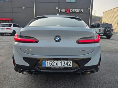 BMW X4 2025, 7250 км, за 44945.7 USD