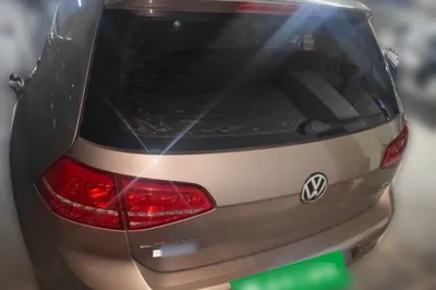 Volkswagen Golf 2016, 129000 км, за 7529 USD