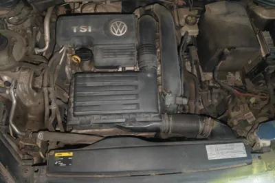 Volkswagen Golf 2016, 129000 км, за 7529 USD - фото 17