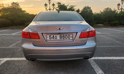 Hyundai Genesis 2008, 154000 км, за 1837.99 USD