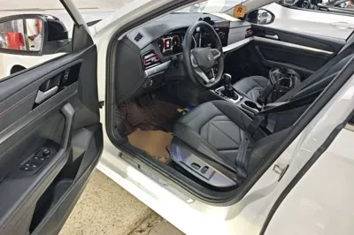 Volkswagen Lavida 2023, 57200 км, за 14503 USD - фото 26