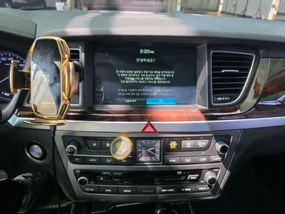 Hyundai Genesis 2016, 124000 км, за 6449.51 USD