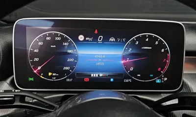 Mercedes-Benz C-Class 2023, 16525 км, за 27483.42 USD - фото 8