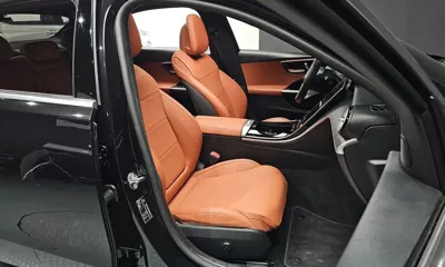 Mercedes-Benz C-Class 2023, 16525 км, за 27483.42 USD - фото 10