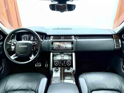 Land Rover Range Rover 2020, 160000 км, за 90934.08 USD - фото 9