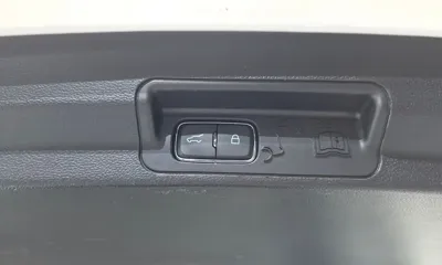 Ford Explorer 2020, 56469 км, за 16404.1 USD - фото 31