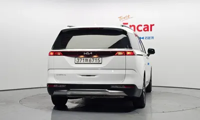 Kia Canival 2023, 38466 км, за 17120.58 USD