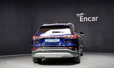 Audi Q4 e-tron 2025, 22806 км, за 29444.15 USD