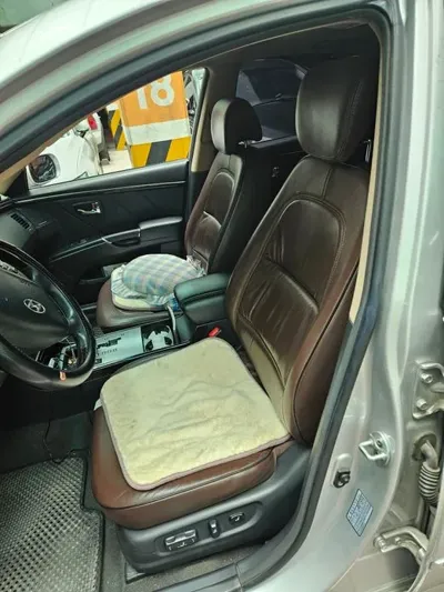 Hyundai Grandeur 2009, 171703 км, за 1837.99 USD
