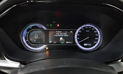 Kia Niro 2020, 66413 км, за 11693.56 USD - фото 8