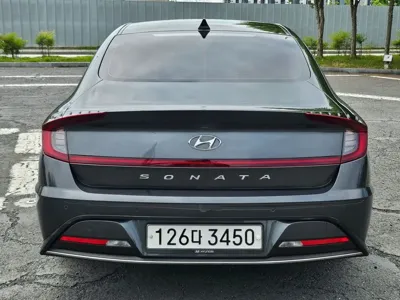 Hyundai Sonata 2020, 30279 км, за 9946.04 USD