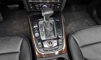 Audi Q5 2015, 102325 км, за 10076.05 USD - фото 9