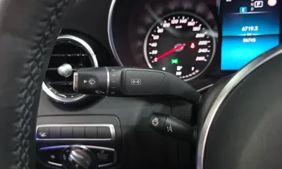 Mercedes-Benz C-Class 2020, 86745 км, за 15466.27 USD - фото 19
