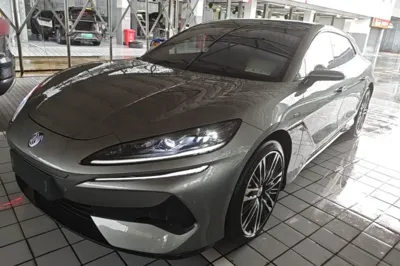 Denza Z9GT · 2024 год