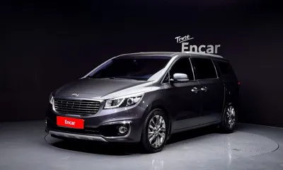 Kia Canival · 2018 год