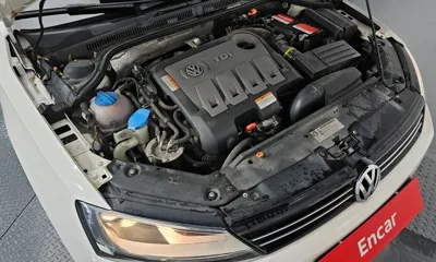 Volkswagen Jetta 2013, 90779 км, за 3675.99 USD - фото 6