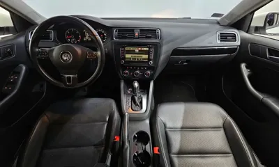 Volkswagen Jetta 2013, 90779 км, за 3675.99 USD - фото 7