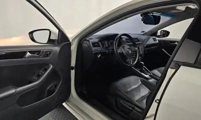 Volkswagen Jetta 2013, 90779 км, за 3675.99 USD - фото 10
