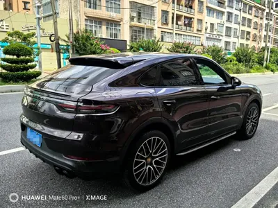 Porsche Cayenne 2019, 150000 км, за 43724.51 USD
