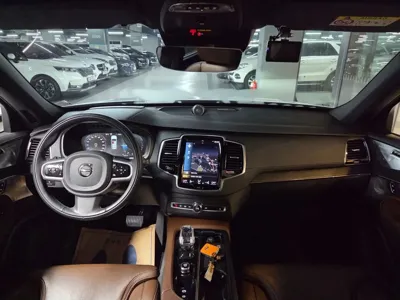 Volvo XC90 2022, 102000 км, за 37875.8 USD - фото 8