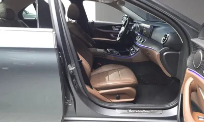 Mercedes-Benz E-Class 2017, 119114 км, за 11709.61 USD - фото 10