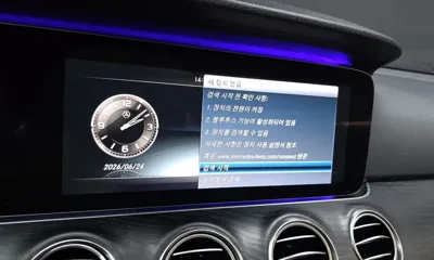 Mercedes-Benz E-Class 2017, 119114 км, за 11709.61 USD - фото 33