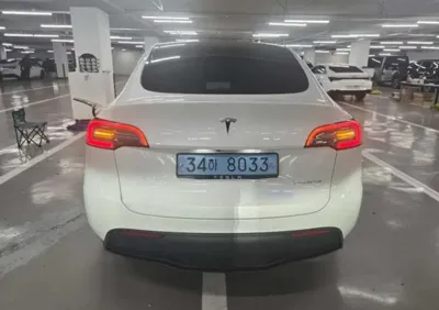 Tesla Model Y 2022, 53521 км, за 5226.55 USD