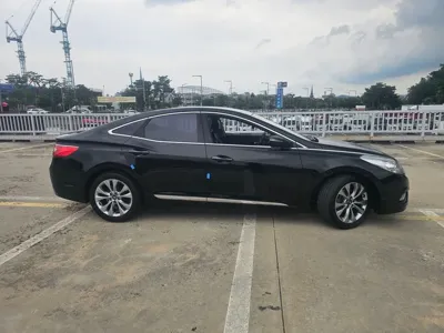 Hyundai Grandeur 2012, 114000 км, за 3387.62 USD - фото 11