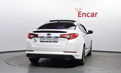 Kia K5 2012, 174592 км, за 3216.49 USD