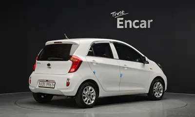 Kia Morning 2012, 104973 км, за 2340.24 USD