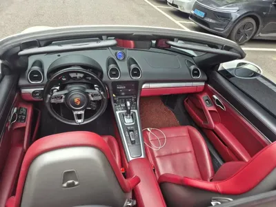 Porsche 718 2017, 86000 км, за 32377.87 USD - фото 7